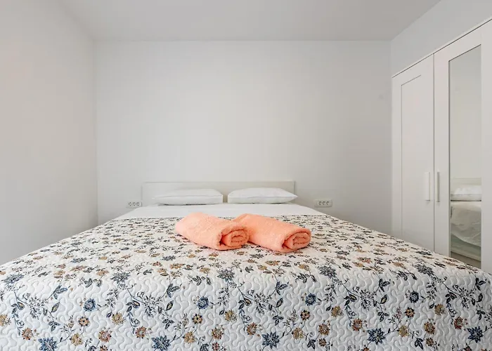Cozy In With Wifi Апартаменты
